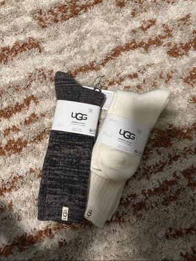 UGG Women's Cozy Crew Socks - Charcoal and Cream (2-Pack)